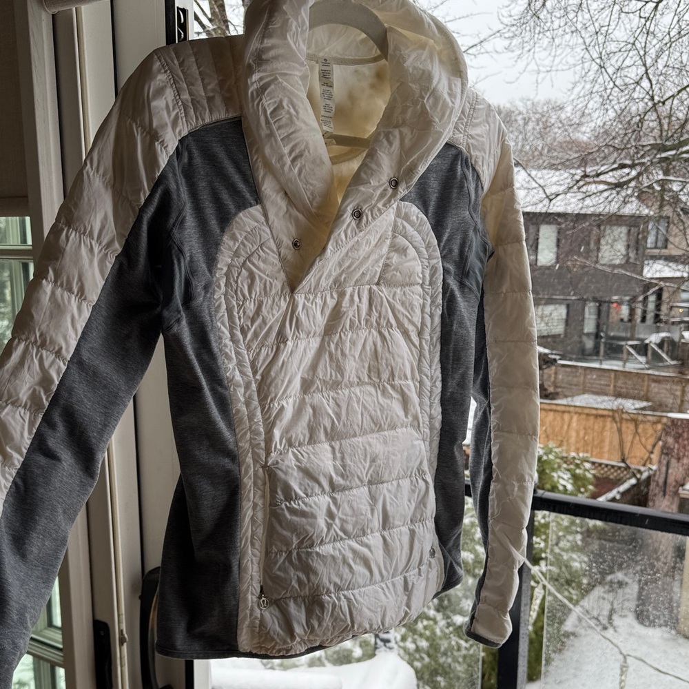 Lululemon Athletica White and Gray Quilted Ski Jacket